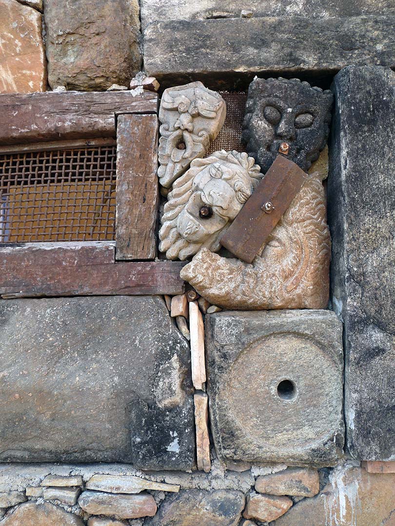 COMPOSIÇÕES NO MURO Tiradentes 4