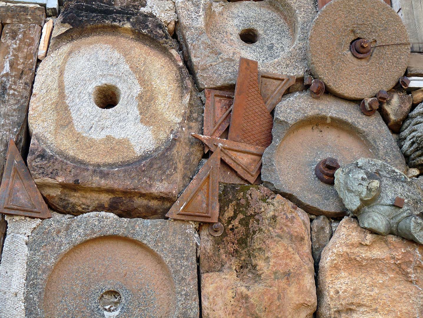 COMPOSIÇÕES NO MURO Tiradentes 5